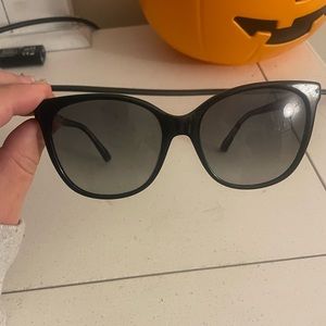 Women’s Gucci sunglasses